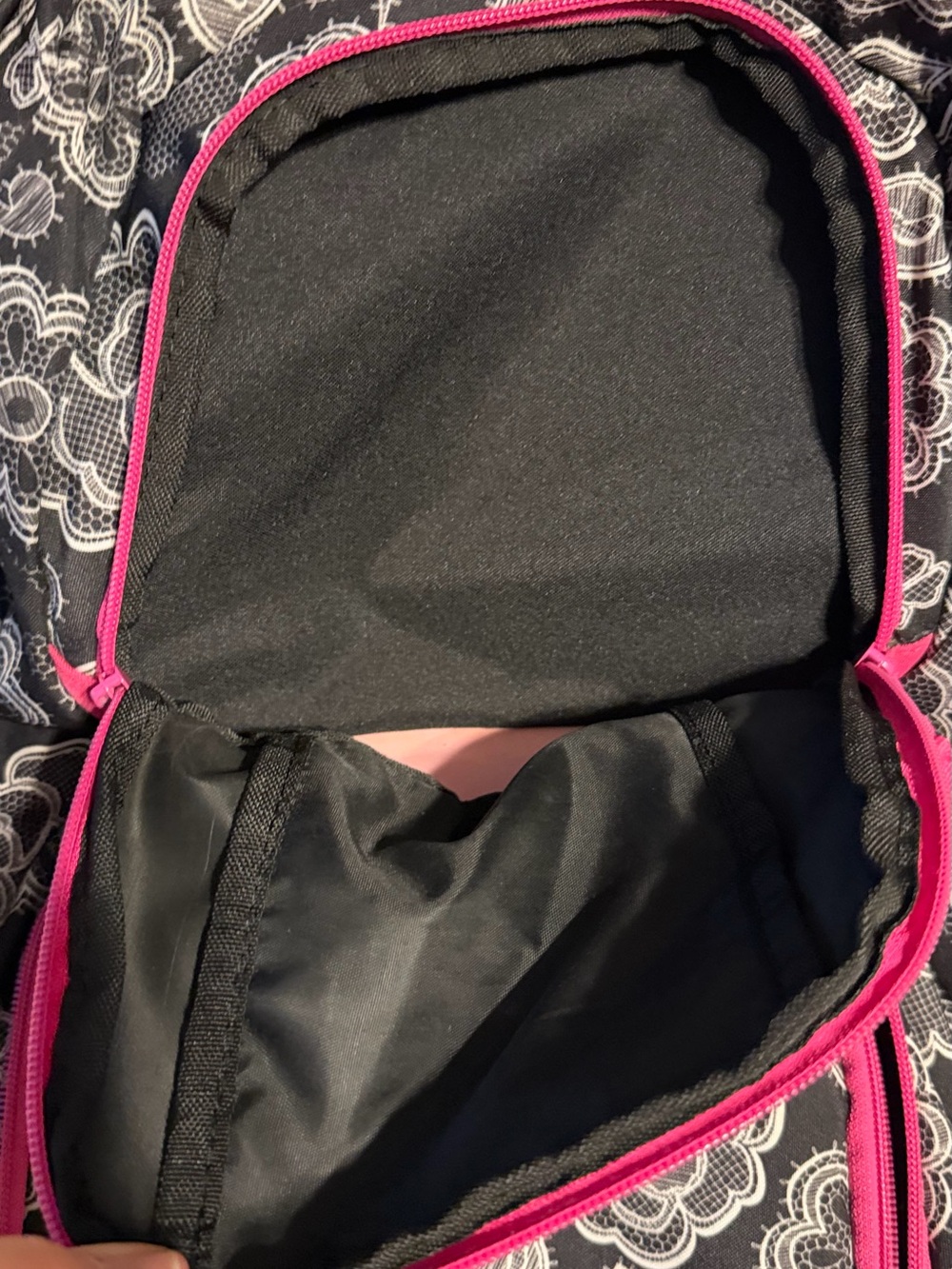 Thirty-One Floral Backpack - Picture 9 of 16
